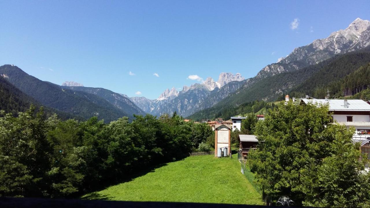 Albergo Meuble Victoria Auronzo di Cadore Exteriér fotografie